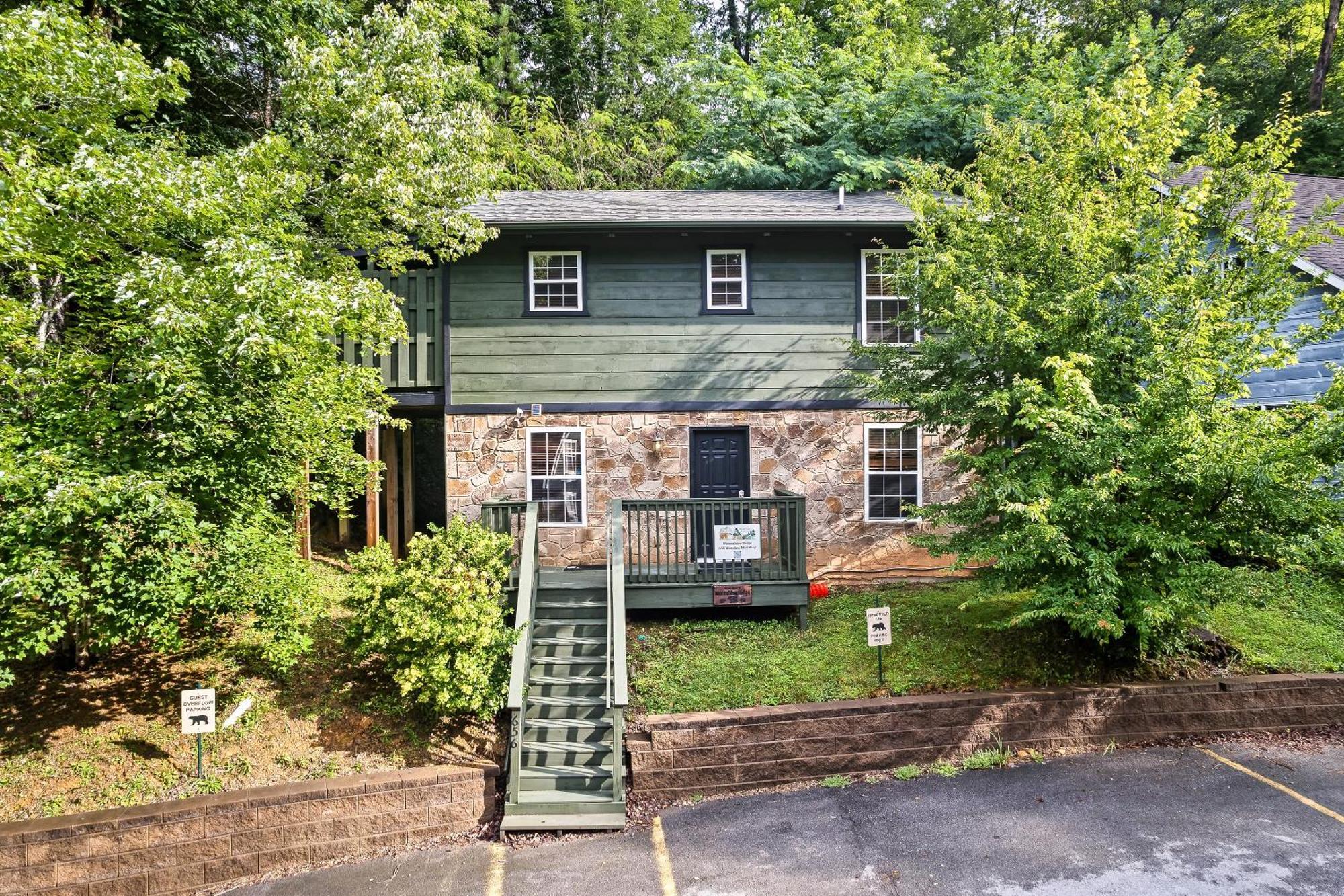 Villa Mama Bear'S Moonshine Ridge Gatlinburg Esterno foto